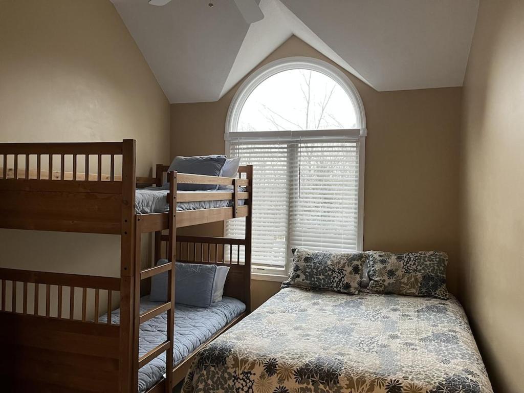 Beautiful Lake Harmony Townhouse At Big Boulder Lake And Ski Area Екстер'єр фото